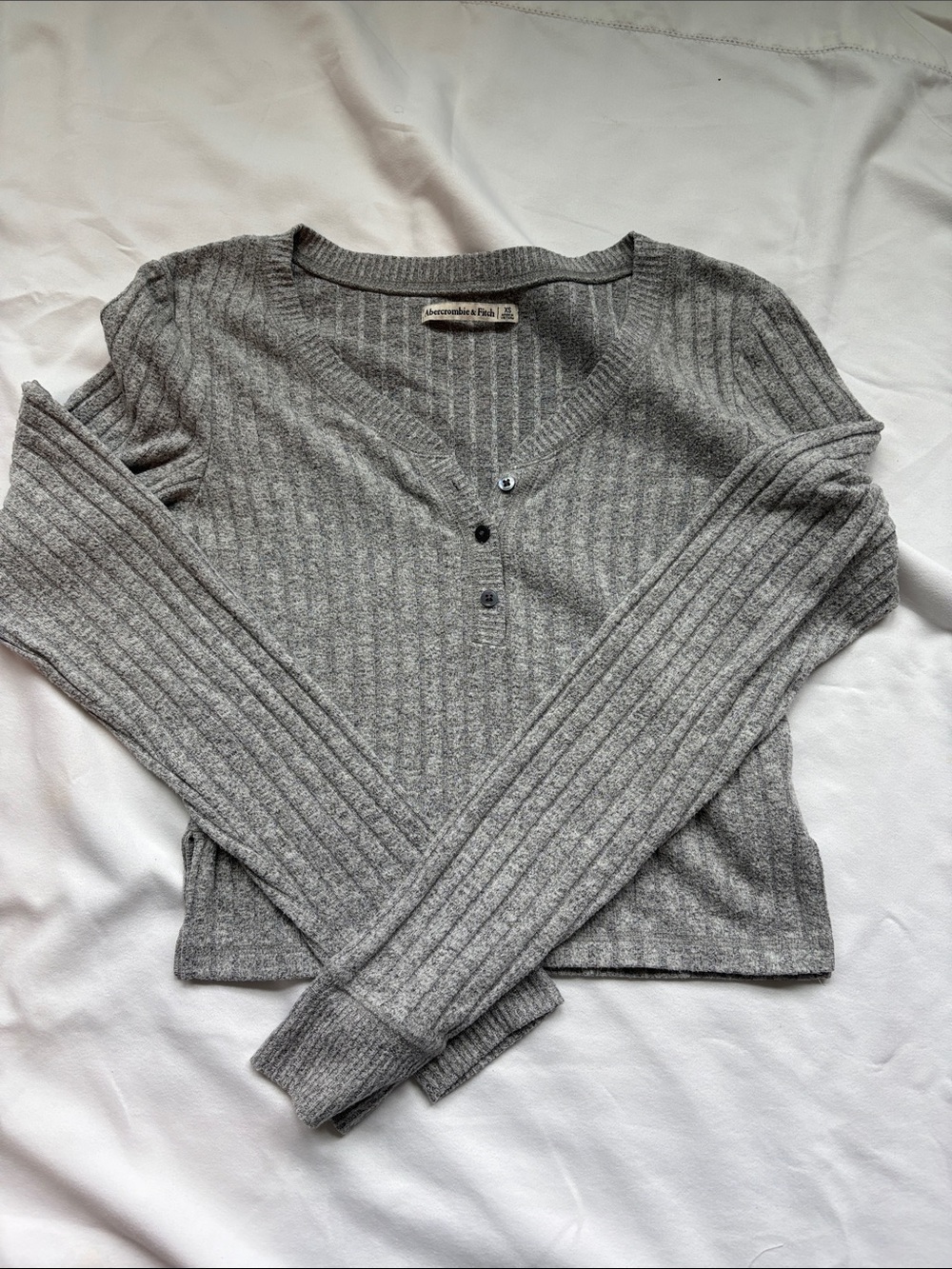 Abercrombie & Fitch Light Gray Ribbed Henley Sweater